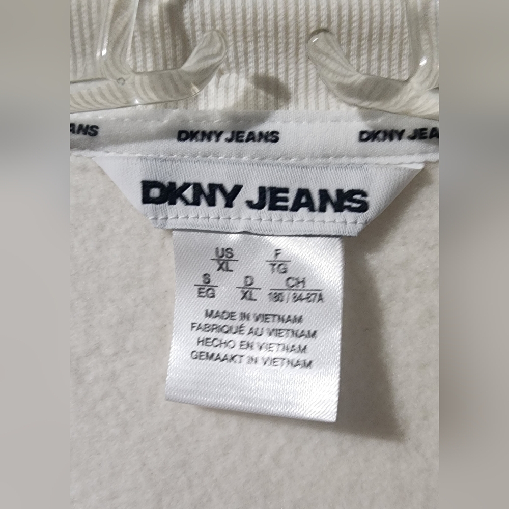 NWOT DKNY Cream Crewneck Sweatshirt with Rhinestone Logo size:XL - Picture 4 of 5